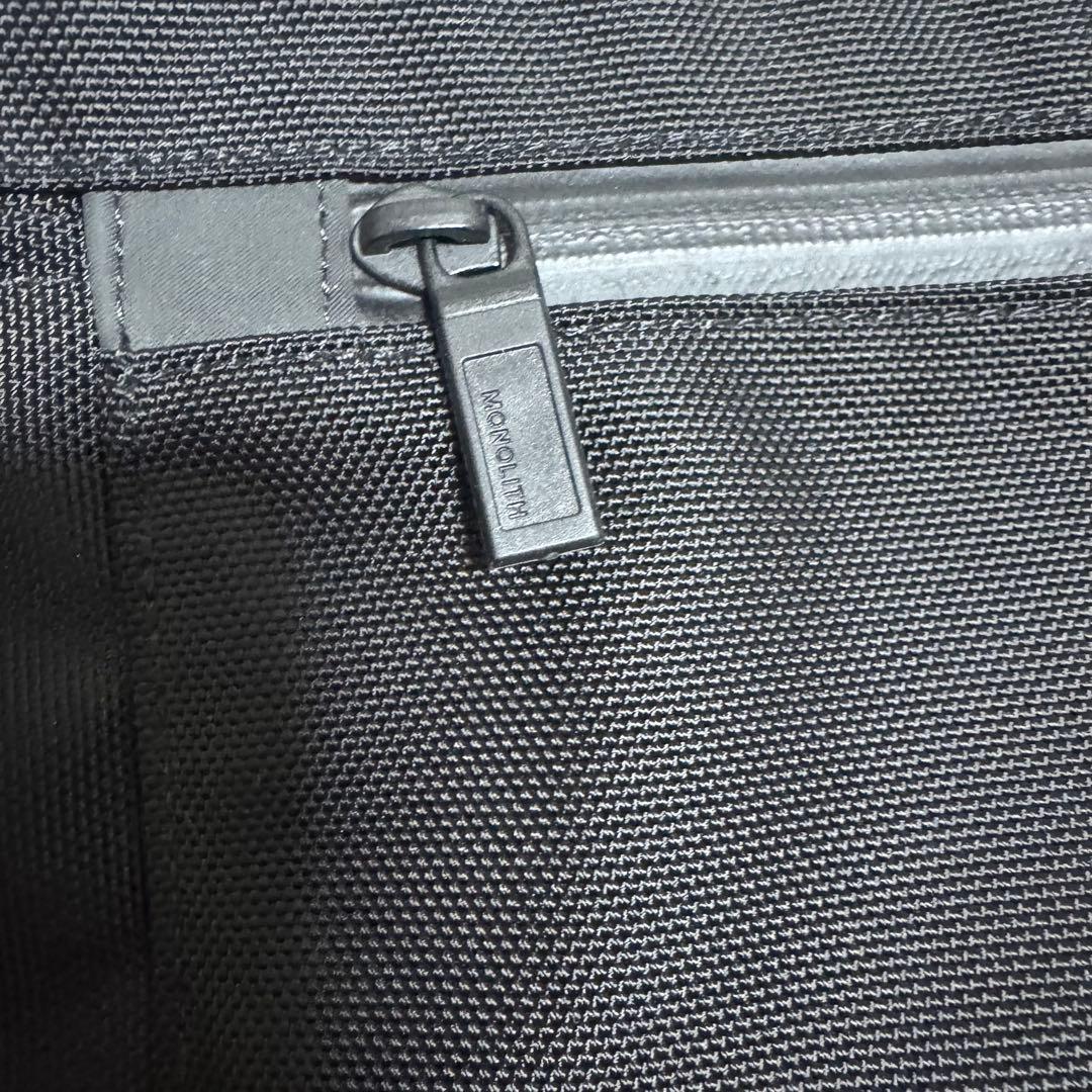 MONOLITH PC CASE OFFICE 13 ビジネスバッグ　ショルダー