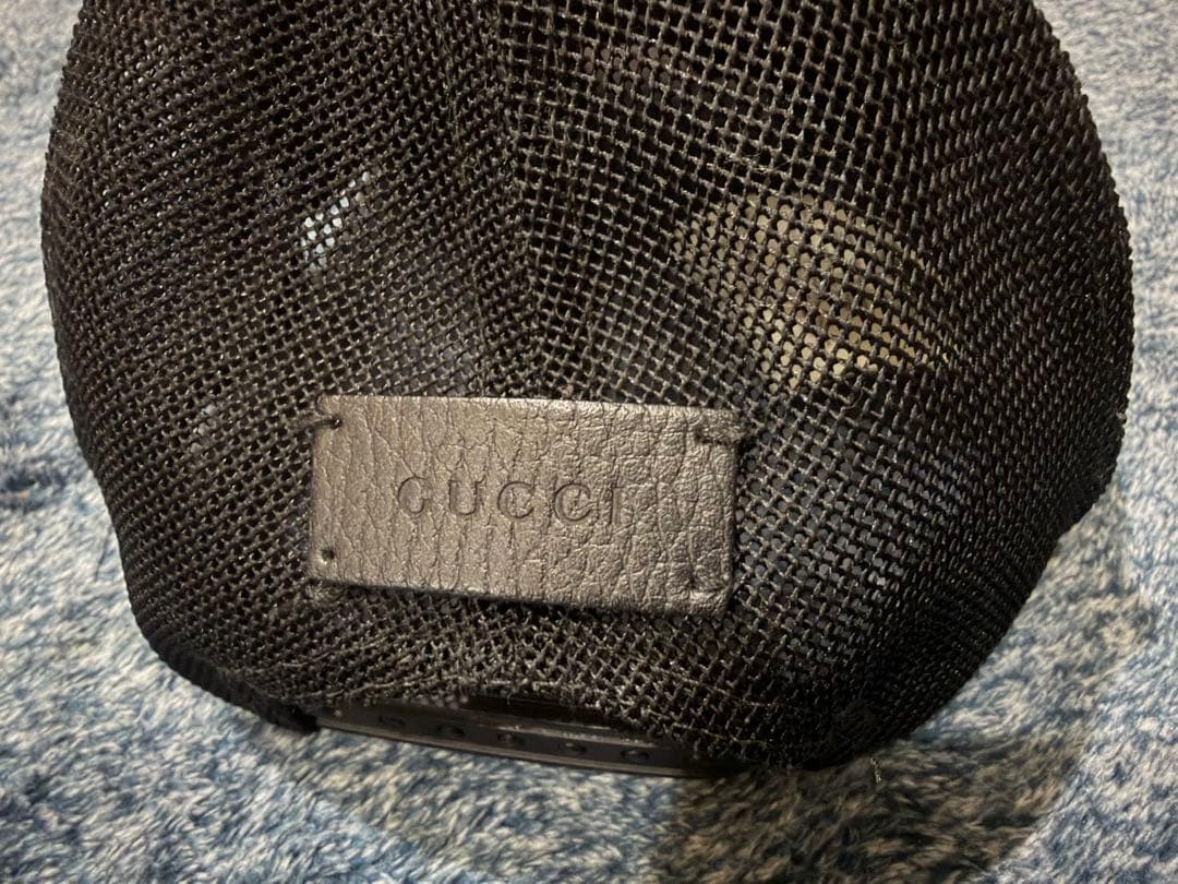 GUCCI ブラック ベースボールキャップ