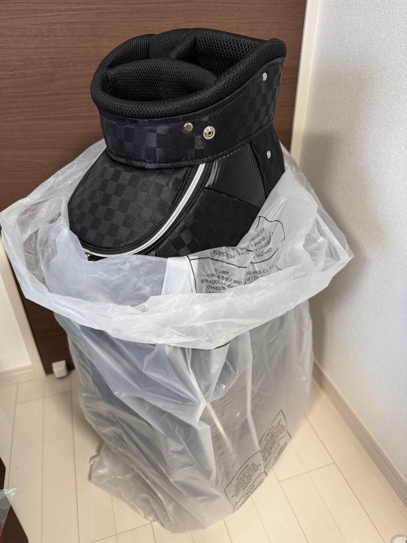 XXIO チェック柄ゴルフバッグ ブラック（未使用品）