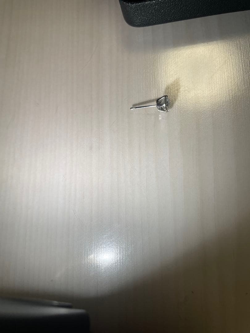 0.538ct ダイヤモンドピアス(片耳用)