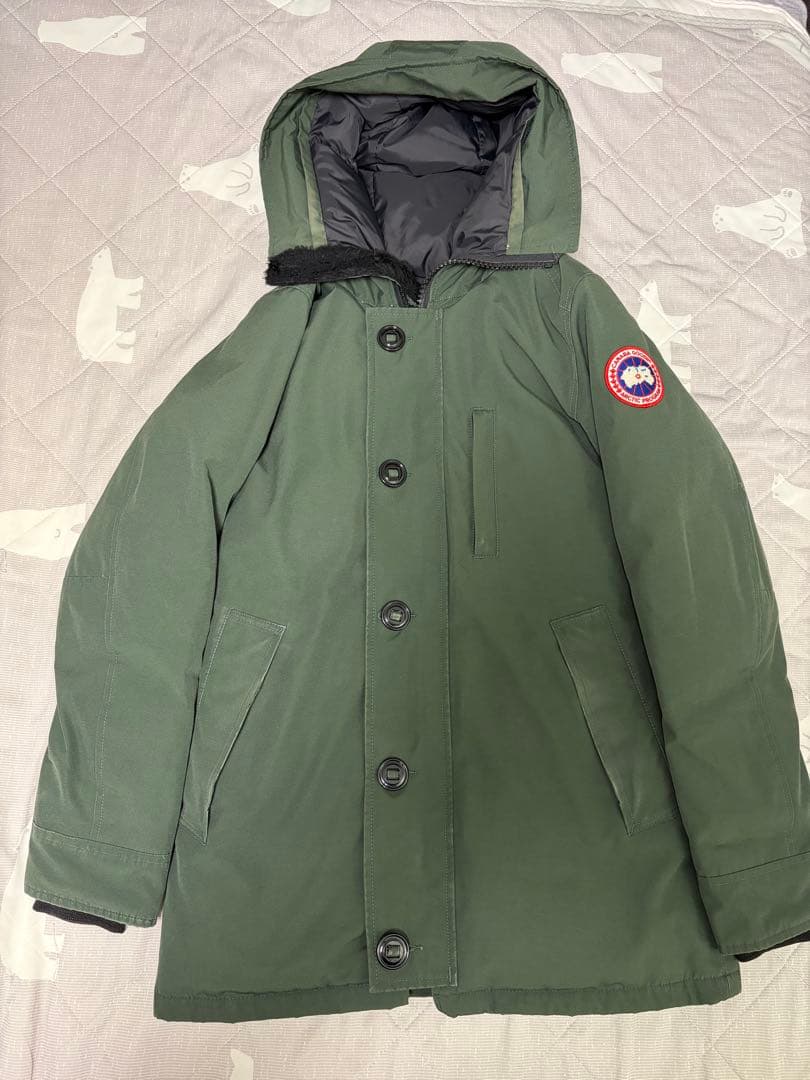   カナダグース ダウンジャケット ブラック/グリーン