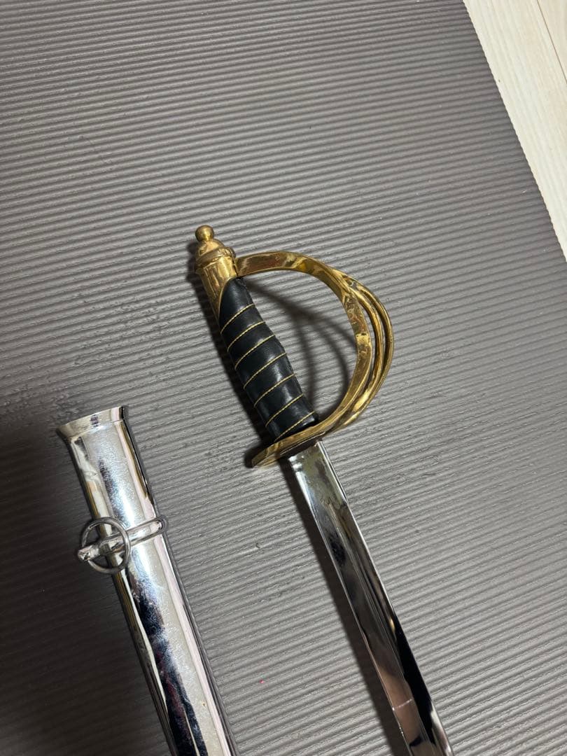 軍刀　サーベル　模造刀　金属製　コスプレ・観賞用 などに