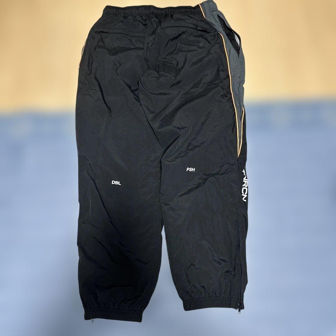 TNRCN ナイロン上下セットL　セットアップ