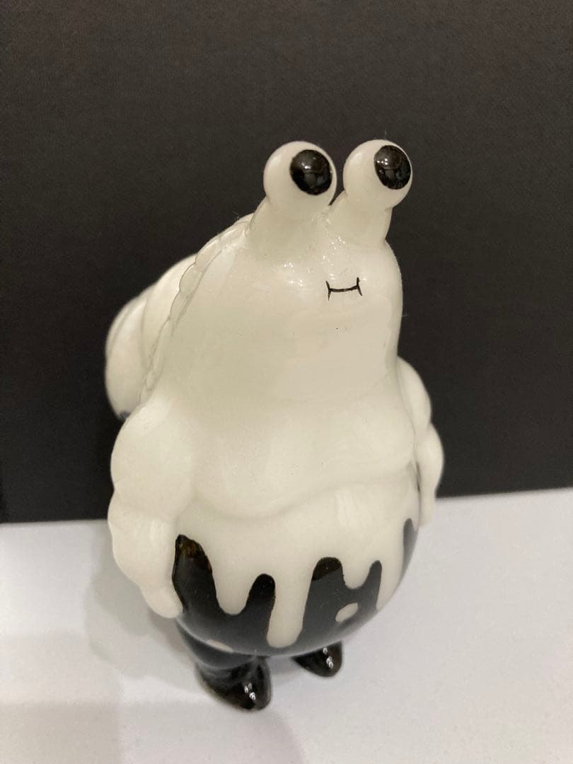 BABY MANSNAIL カタツムリ男 ソフビ フィギュア