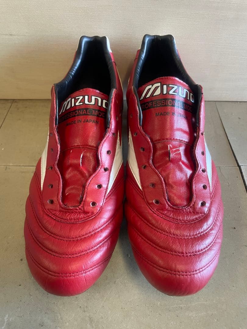 【超希少】ミズノ　モレリア2 レッド×ブラック