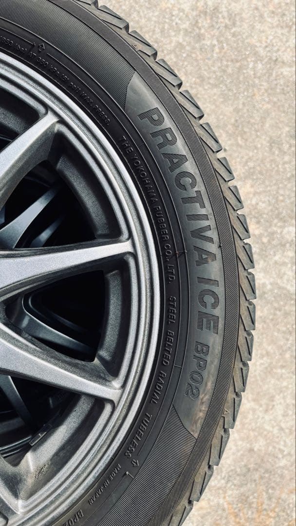 早い者勝ち!! 　スタッドレス4本セット　軽自動車に!! バリ山