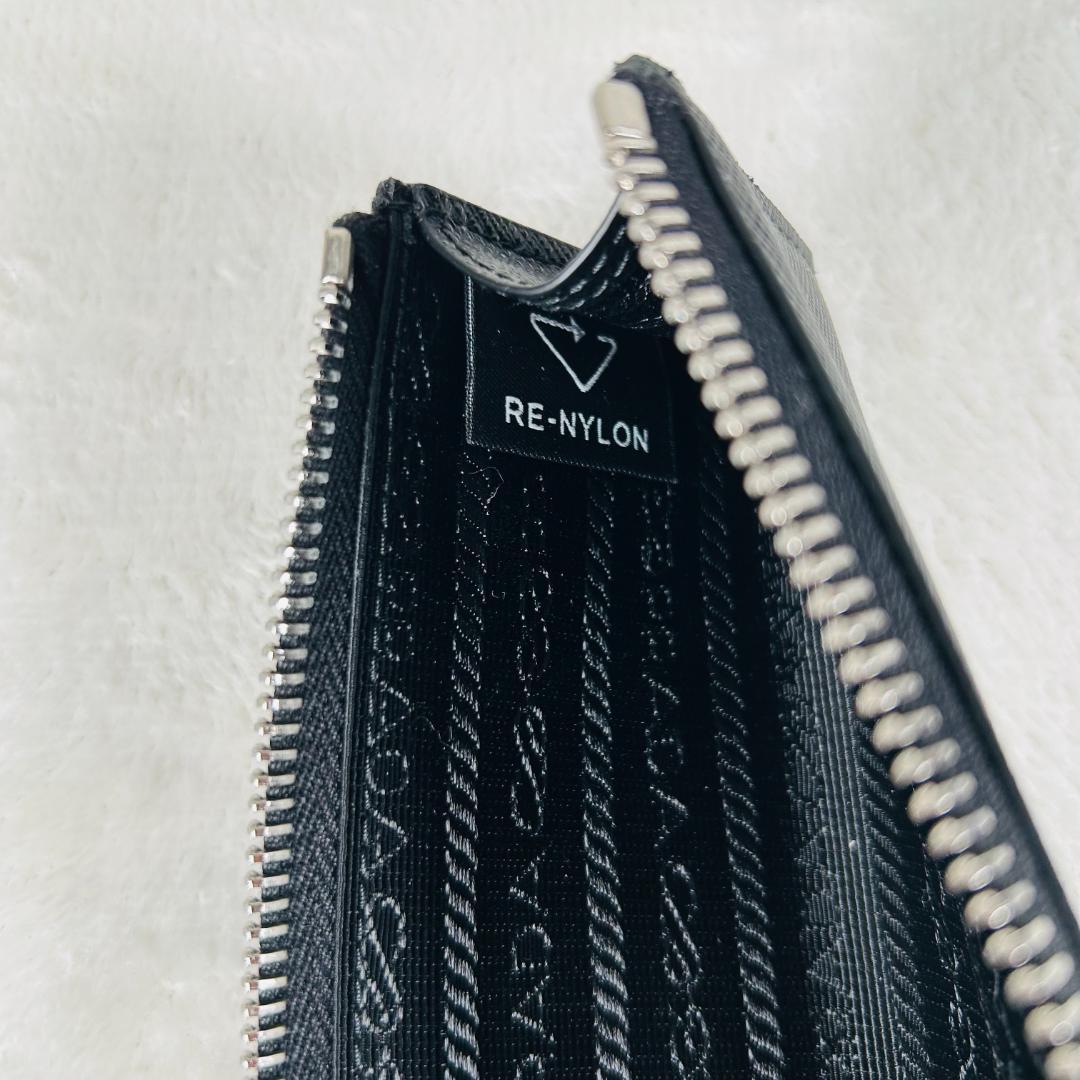 新品未使用 プラダ ペンケース サフィアーノ トライアングルロゴ ジップ