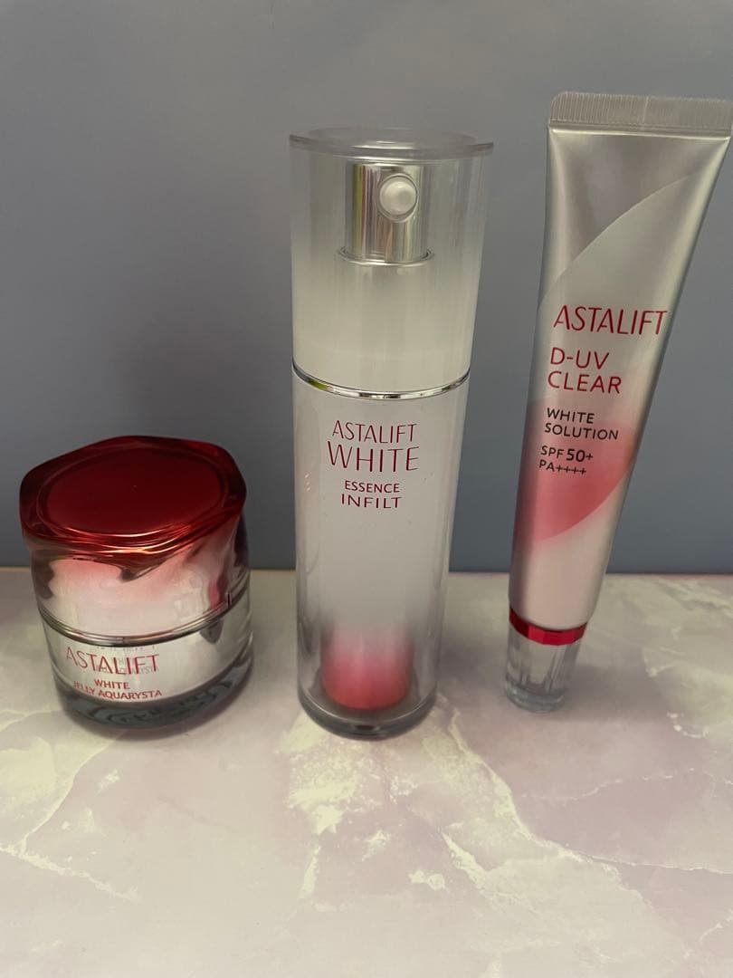 アスタリフト ホワイト ジェリー アク　エッセンスインライルトＤ-UVクリア