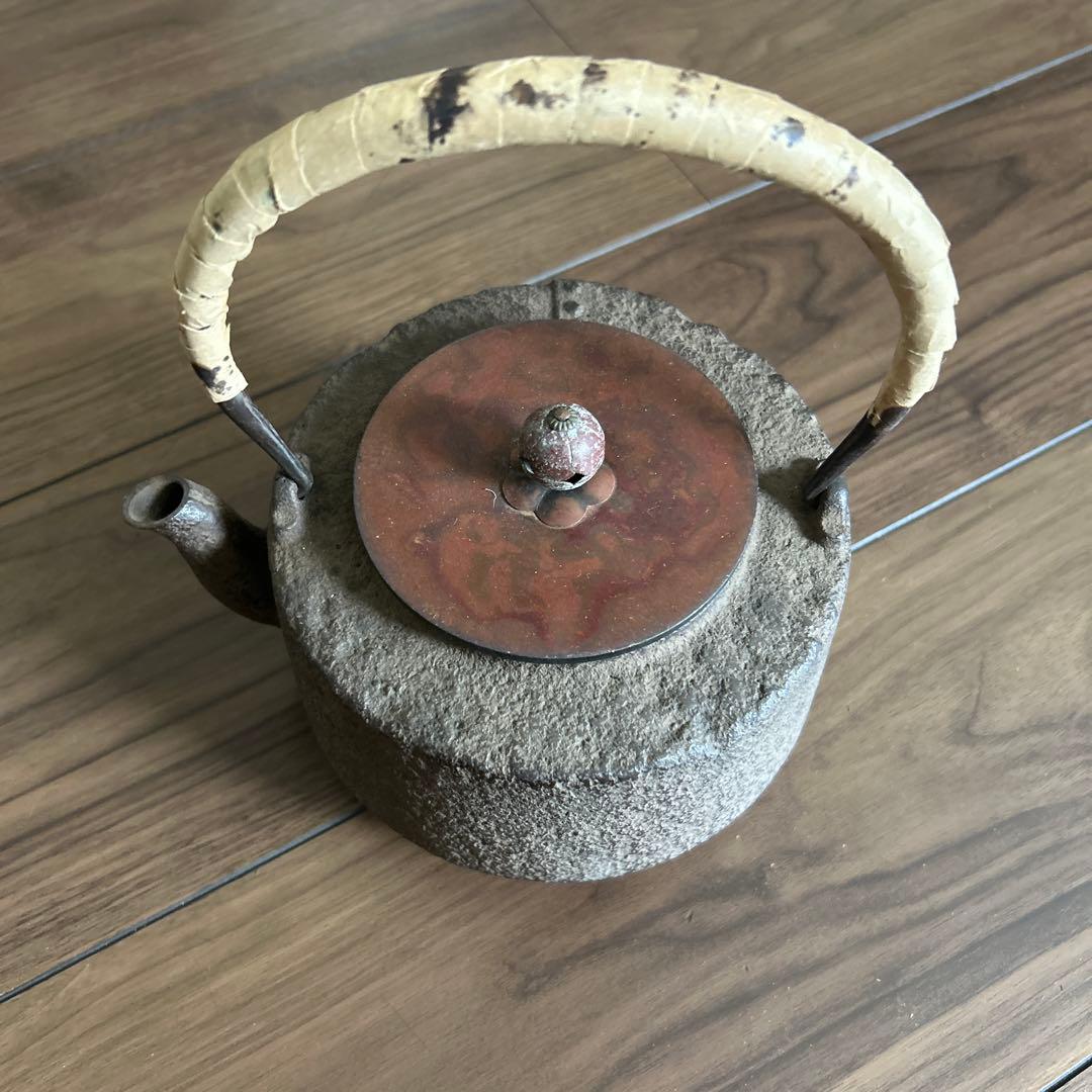 鋳鉄製丸型鉄瓶 グレー