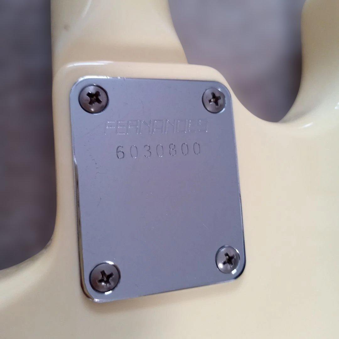 FERNANDES LIMITED EDITION ストラトタイプエレキギター