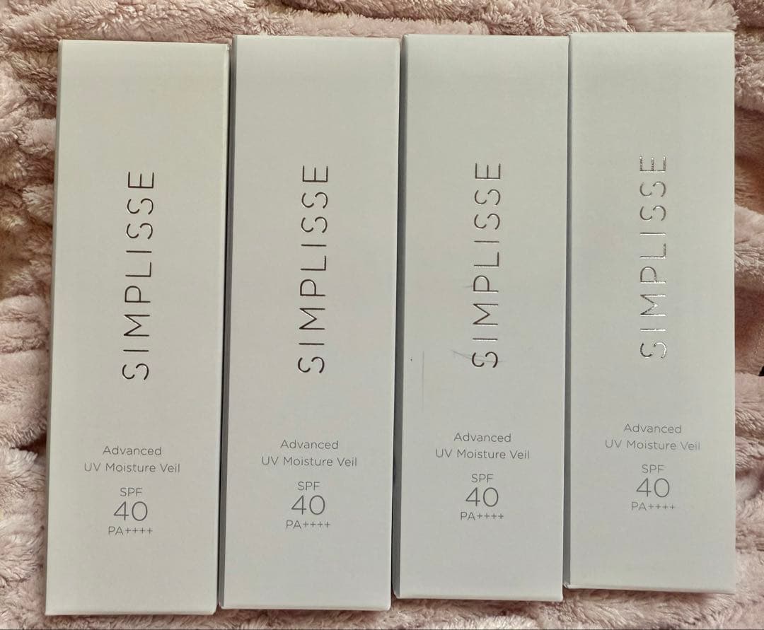 Advanced UV Moisture Veil SPF40 40g 4本