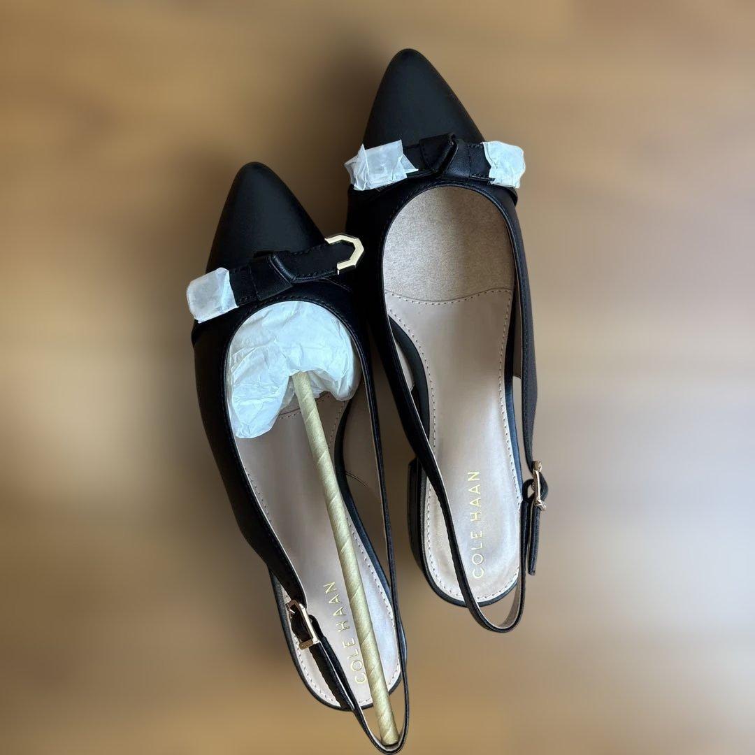 Cole Haan ブラック ポインテッドトゥ ミュール