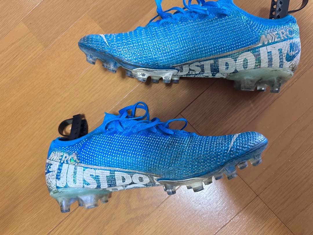 Nikeマーキュリアル13 AG ハイパーヴェノム