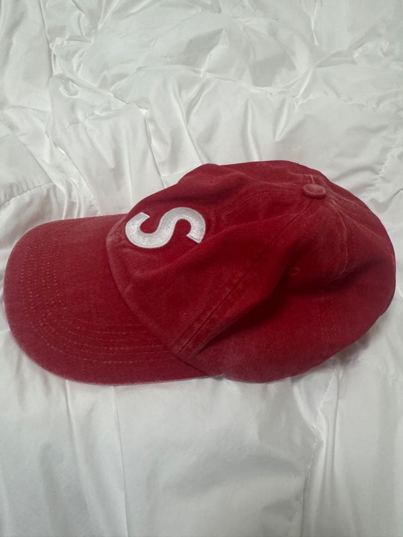 SUPREME 赤 キャップ Sロゴ