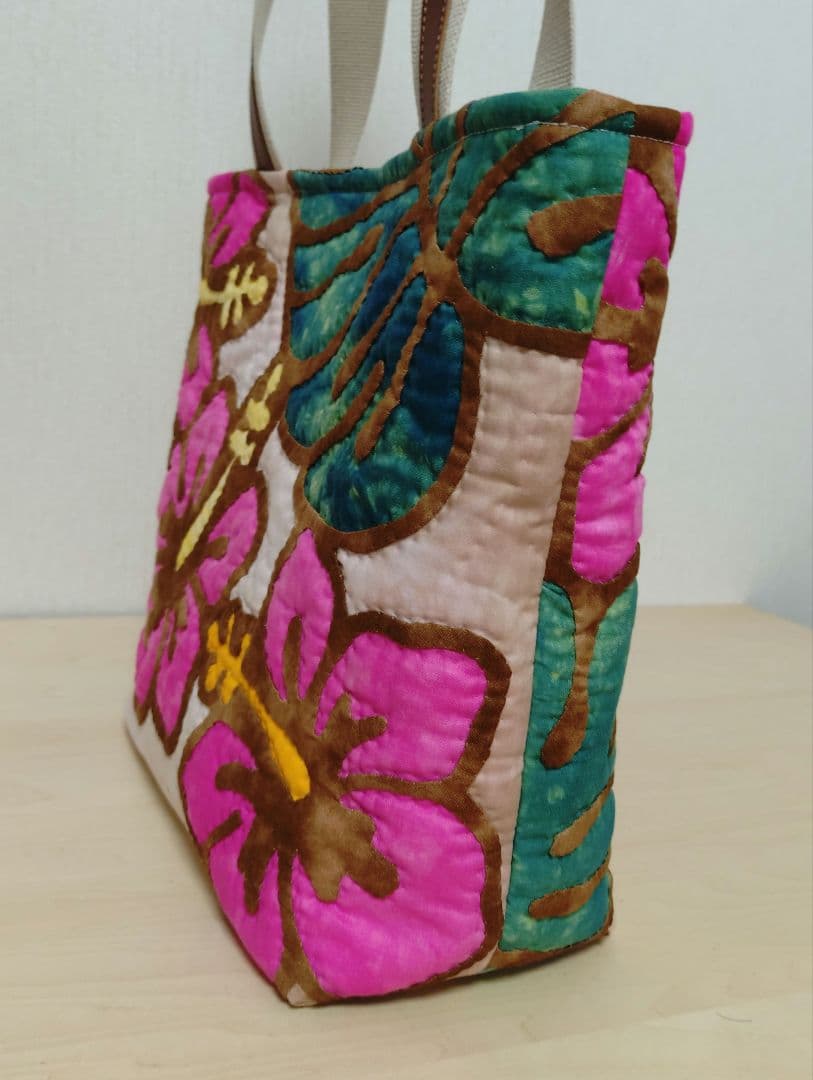 ハンドメイド・ハワイアンキルトバッグ・ハイビスカス・モンステラ