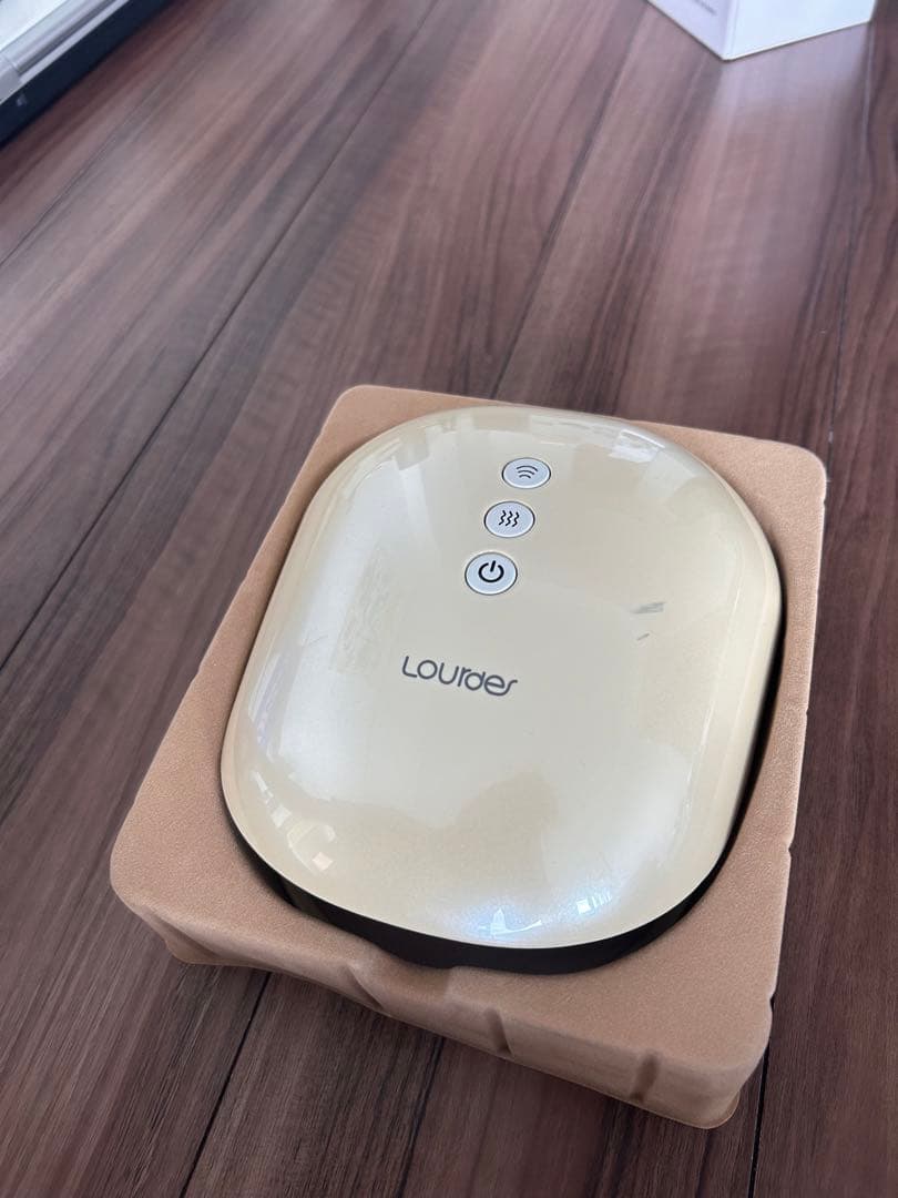 lourdesハンドケア 本体 + 電源ケーブル + 説明書 クリーム色