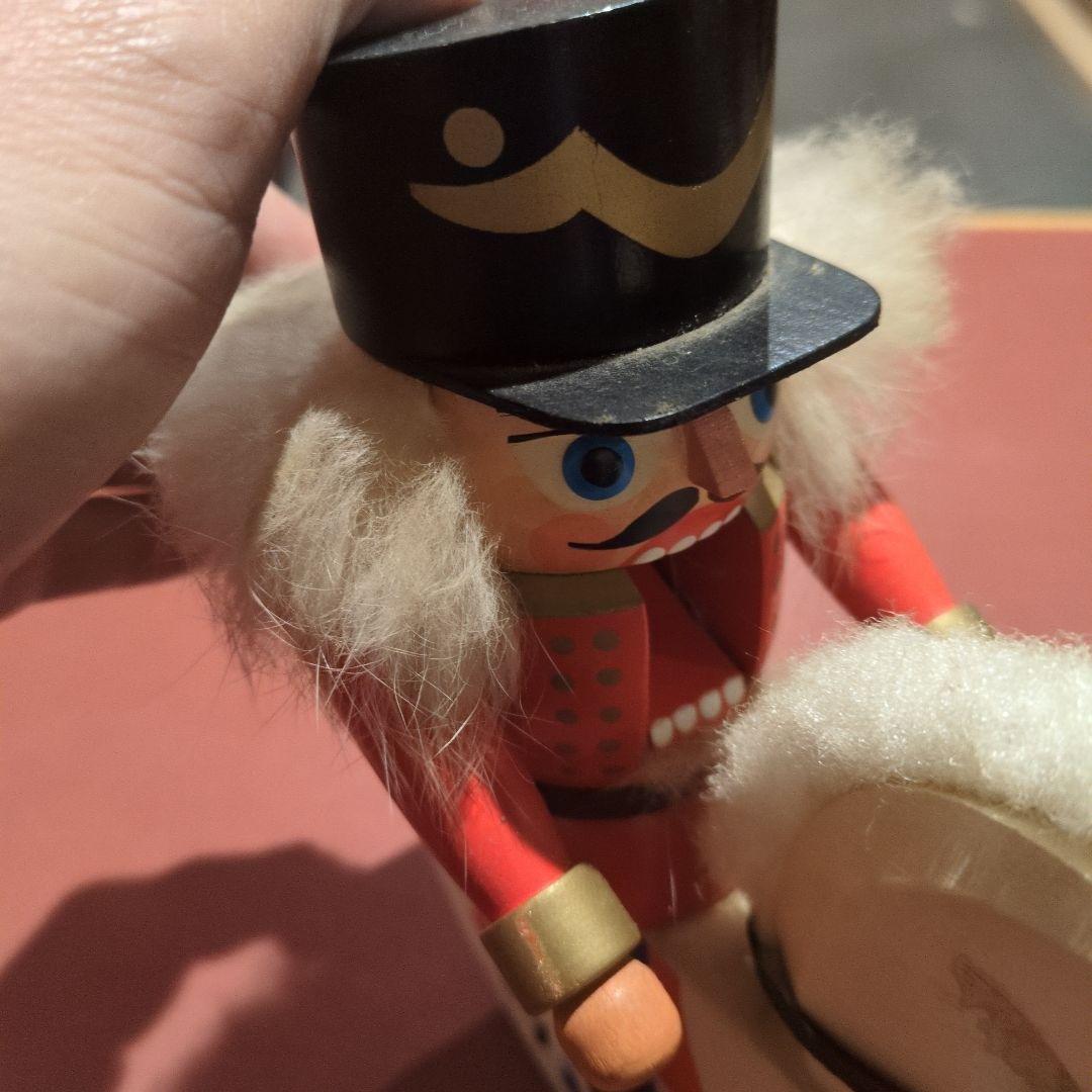 くるみ割り人形　木製乗馬兵士おもちゃ
