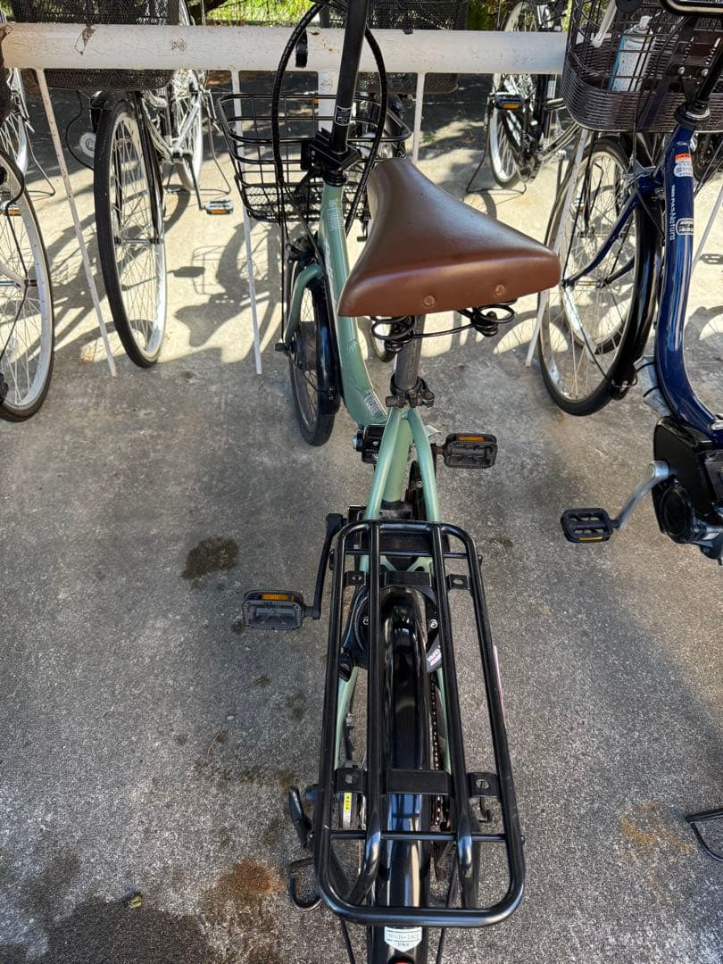 緑色シティタイプ電動アシスト自転車