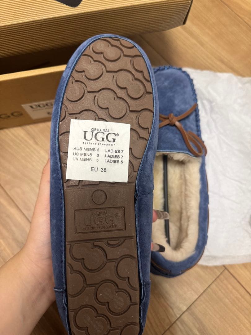 UGG アグ モカシン ダコタ