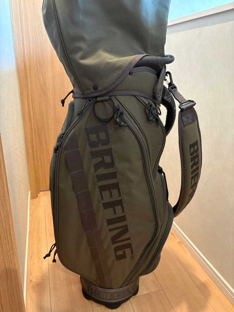 【美品】　BRIEFING キャディバッグ　レンジャーグリーン