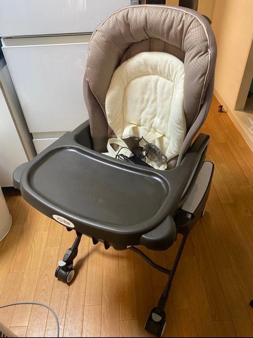 アップリカ ユラリズム オート ハイローチェア