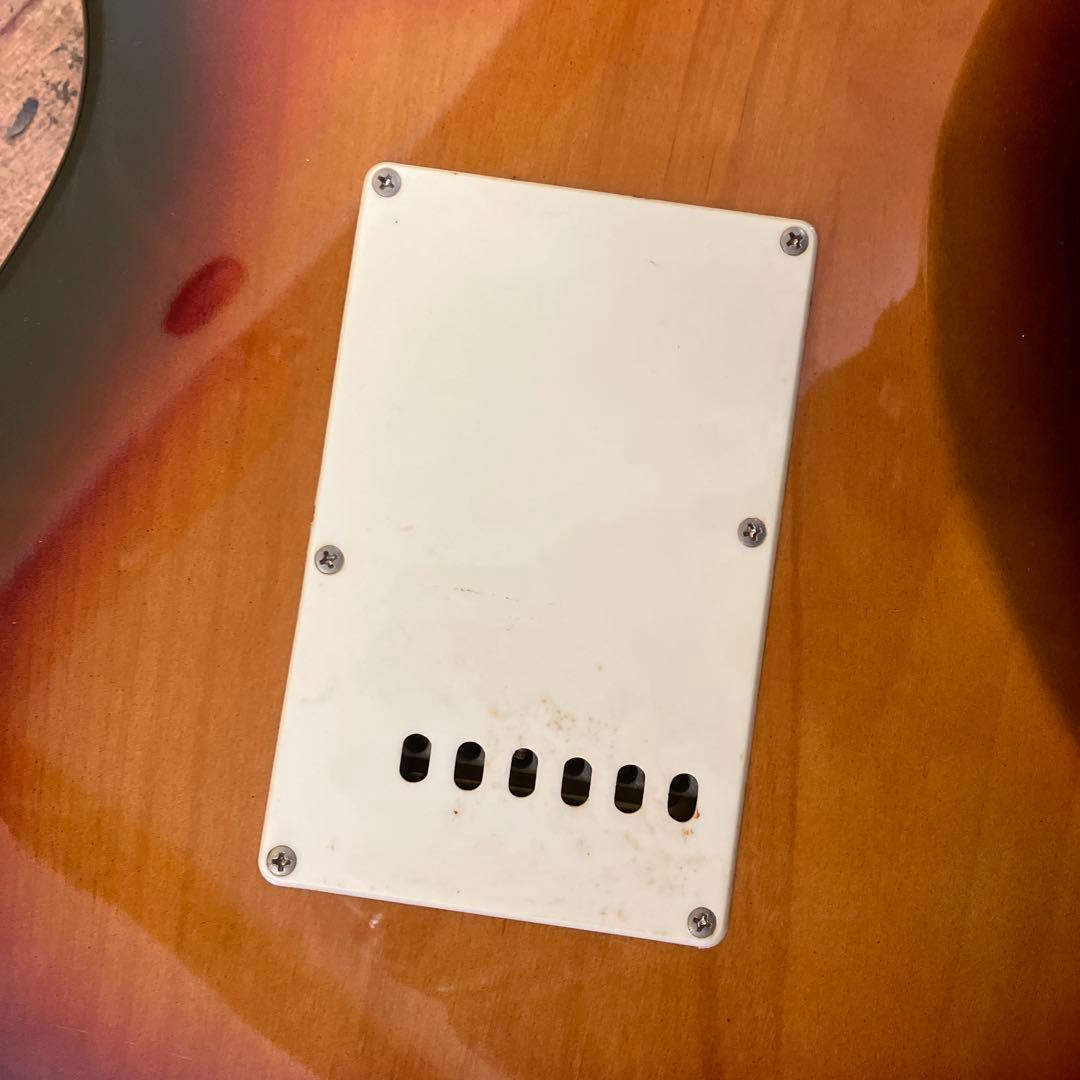 E-壁 Legend ストラトキャスタータイプ サンバースト エレキギター