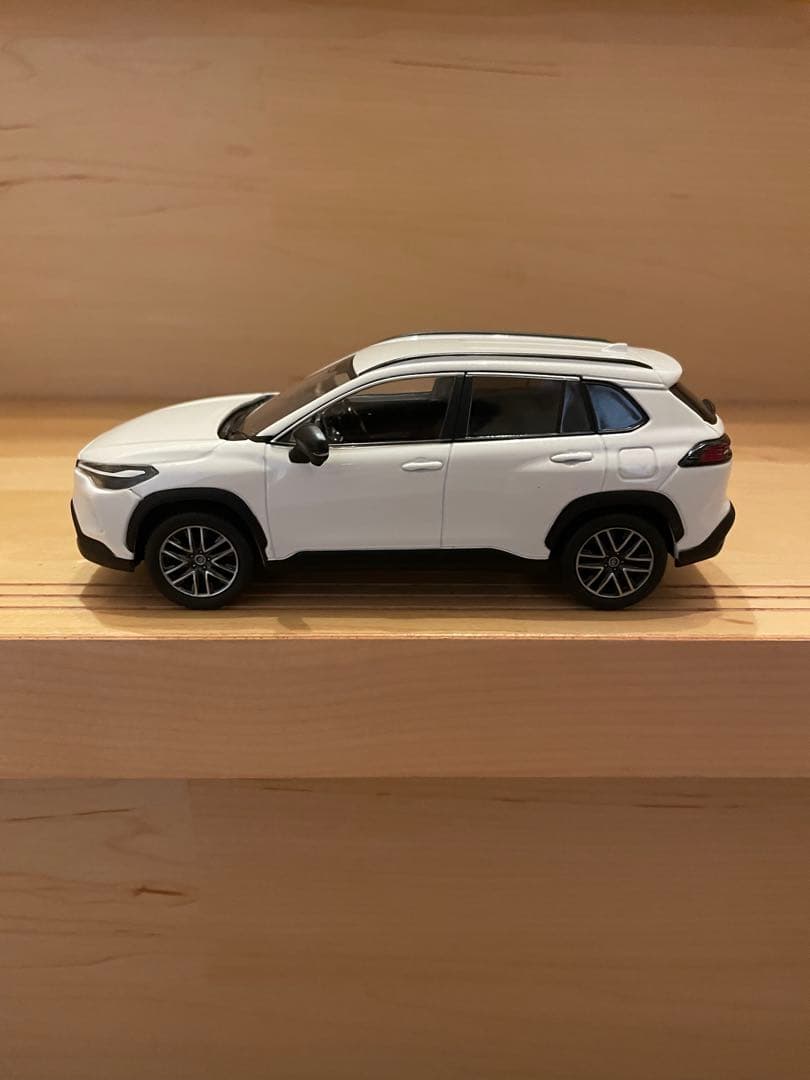 トヨタ　新型カローラクロス　カラーサンプル非売品