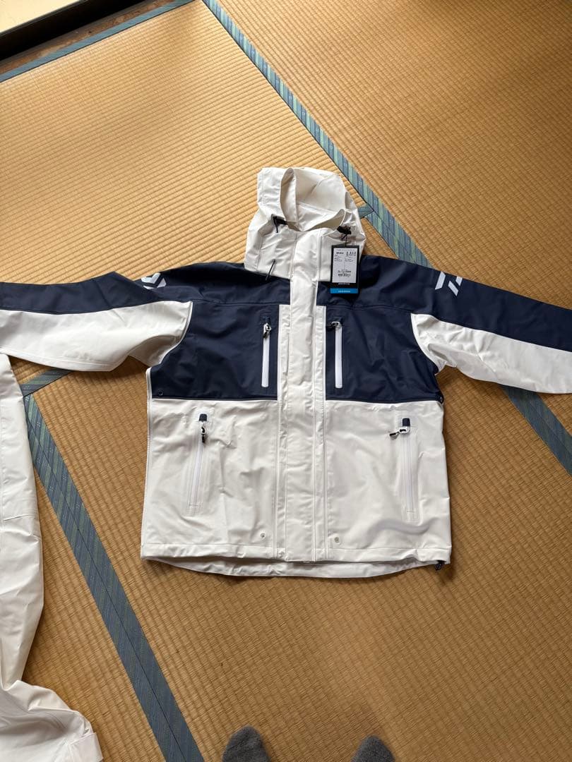 ダイワPVレンインスーツDR6022新品未使用品