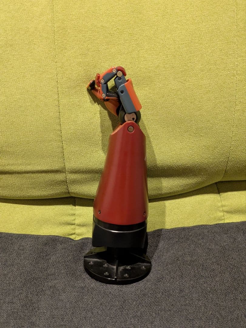 メタルギアソリッド バイオニックアーム 義手 1/2 レプリカ