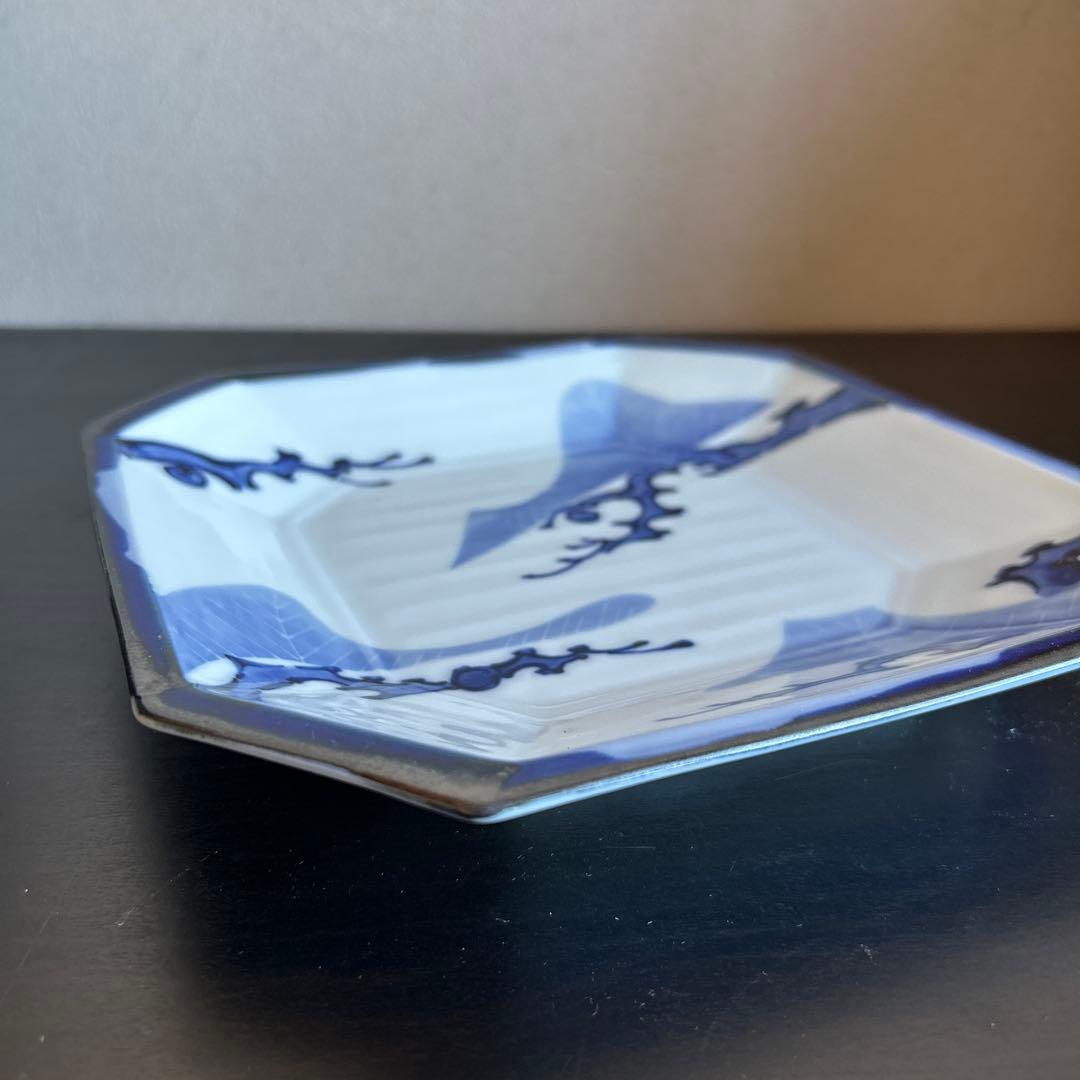 澤田痴陶人　染付松絵文八角皿