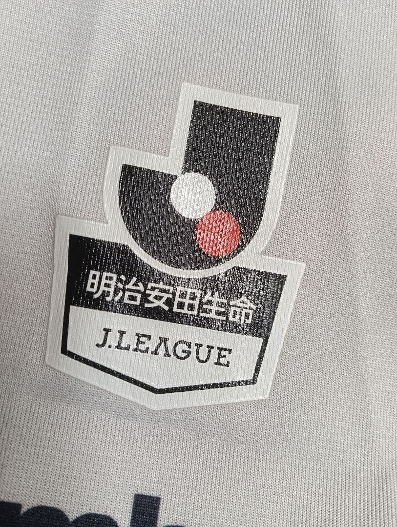 【激レア・美品】 FC東京 ネイサン・バーンズ サイン入り2016Aユニフォーム