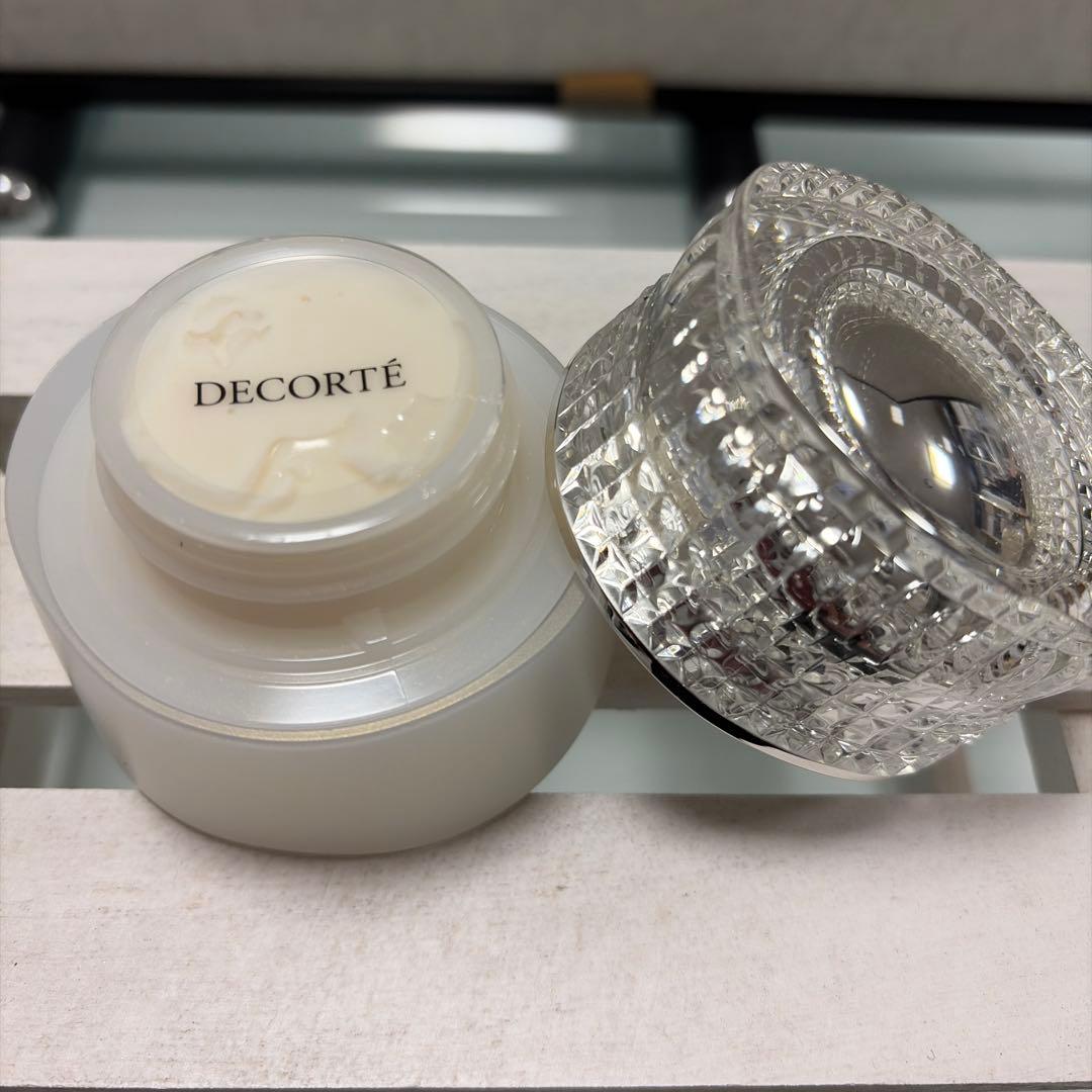 コスメデコルテAQミリオリティ　インテンシブデイクリーム50g 新品未使用