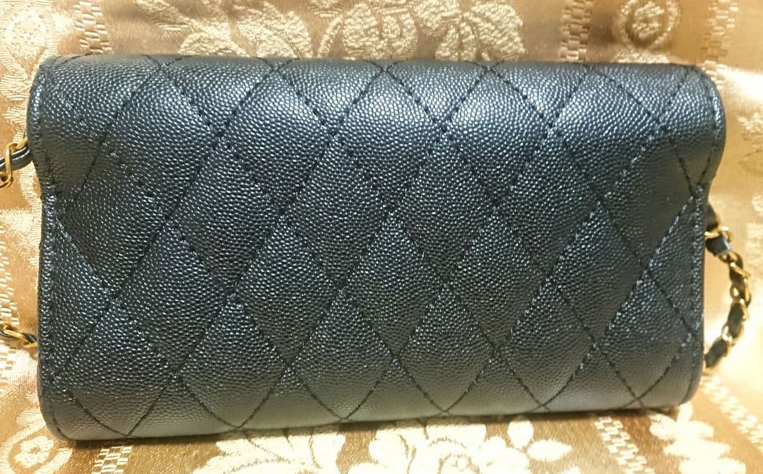 ☆CHANEL キルティング デザイン チェーンショルダー バッグ☆