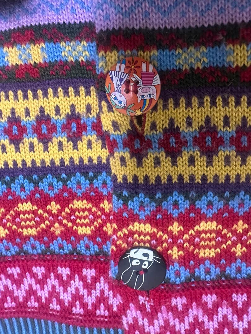 アルペロベロファーケープ付きロングカーディガン