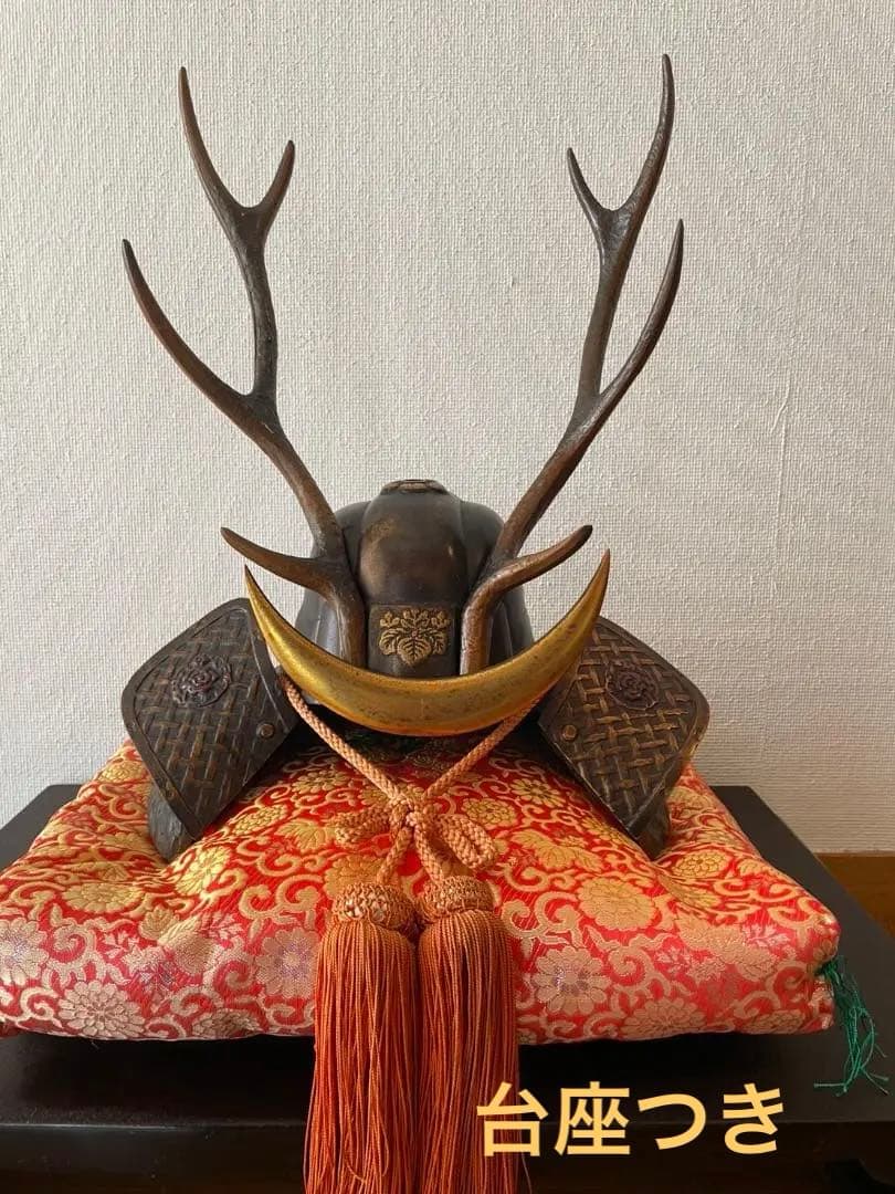 兜(鋳物)　端午の節句　鹿の角モチーフ