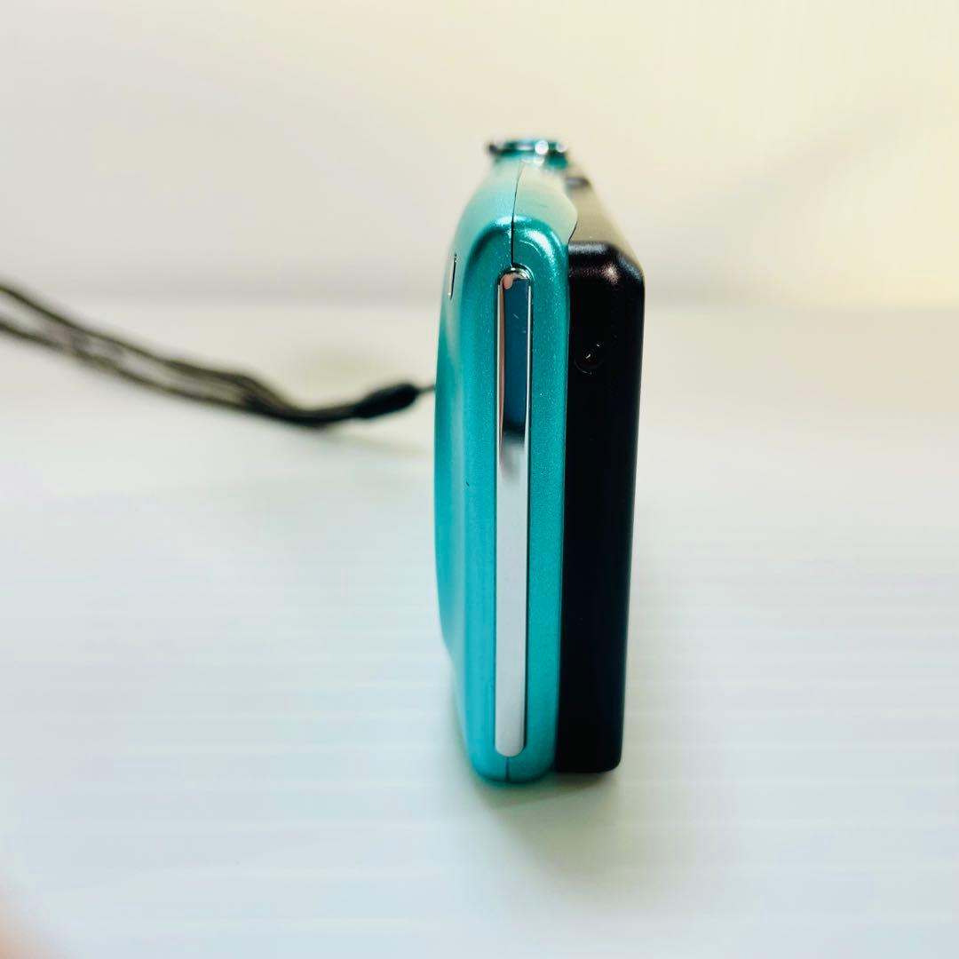 超美品　箱付き　Nikon COOLPIX S3300 ニコン　クールピクス