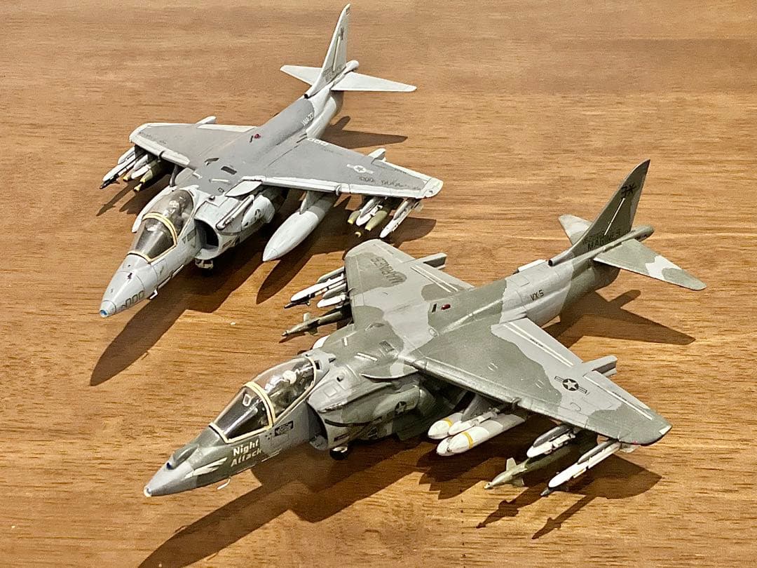 AV-8B ハリアー 1/72モデル　２機セット