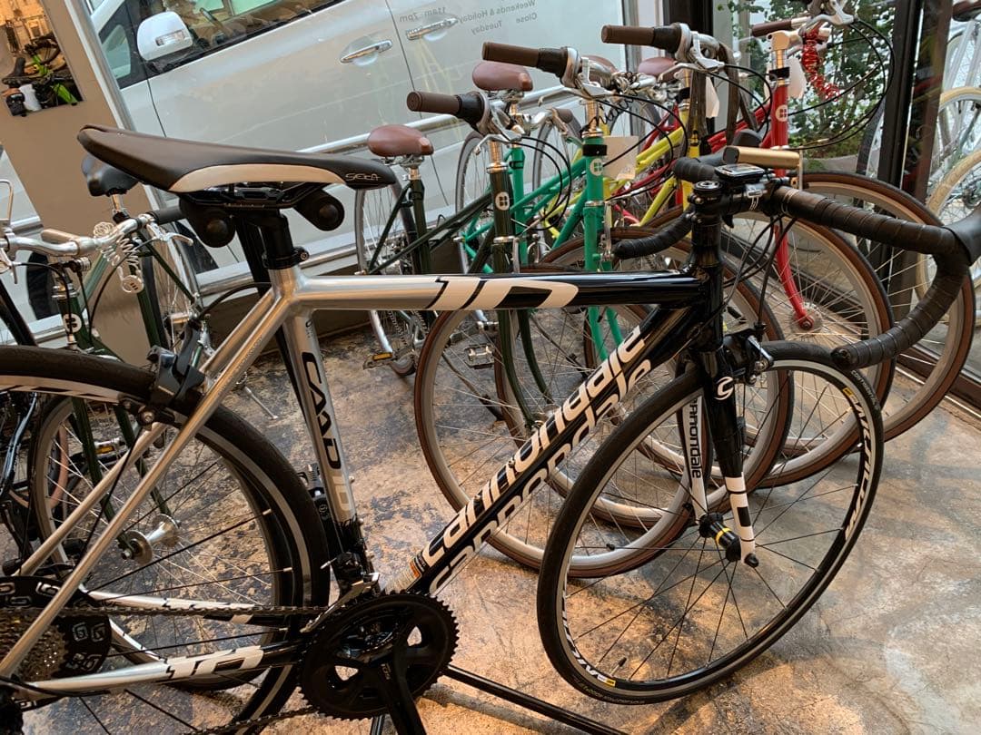 Cannondale CAAD ロードバイク シルバー/ブラック