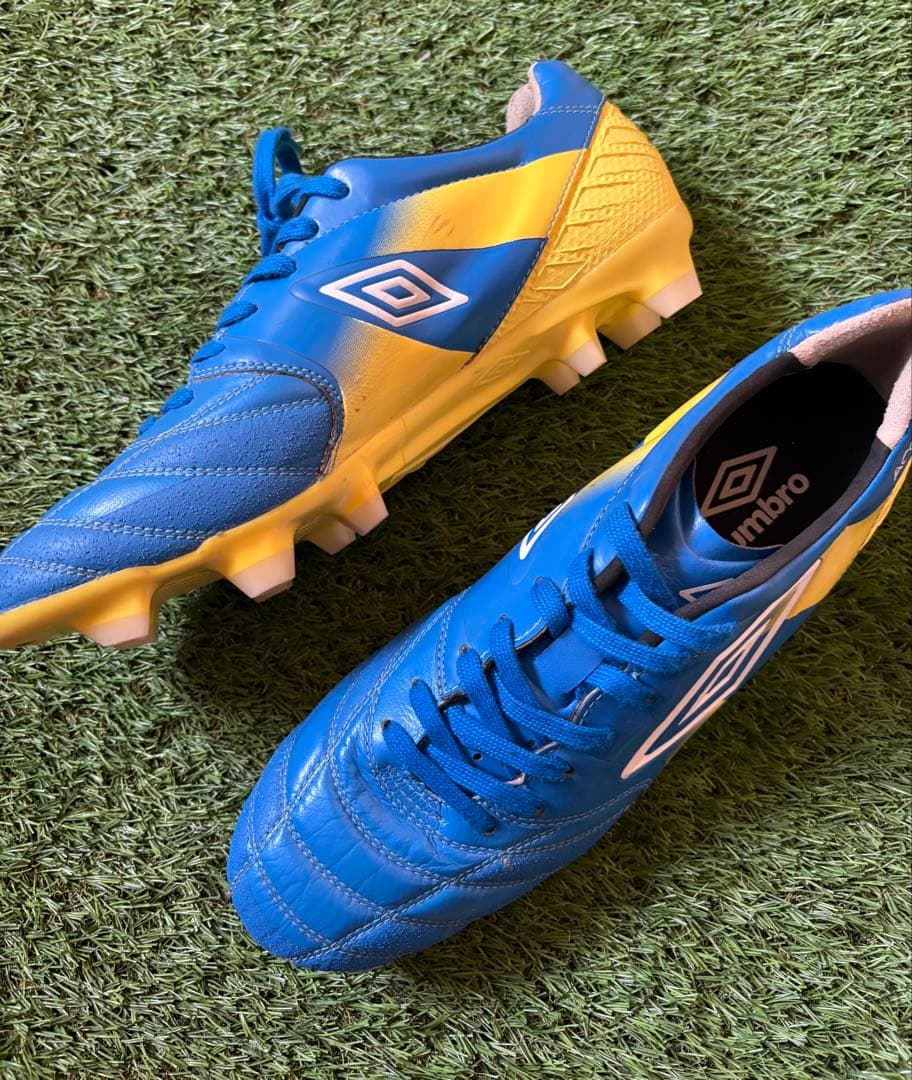 アンブロ アクセレイタープロFG 26.5