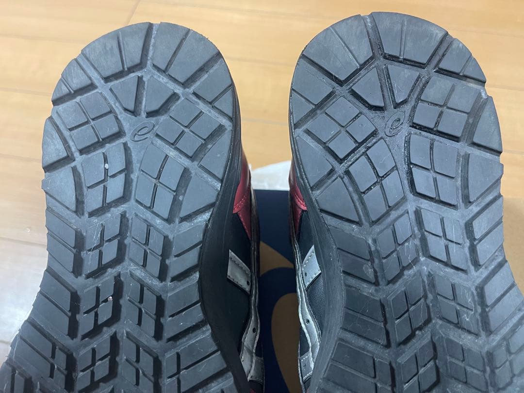 asics(アシックス) WINJOB 安全靴 黒/赤CP306限定カラー