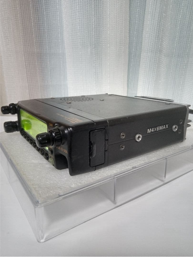 八重洲無線　FT-8100H 145/430Mhz (50/35 w)　動作品