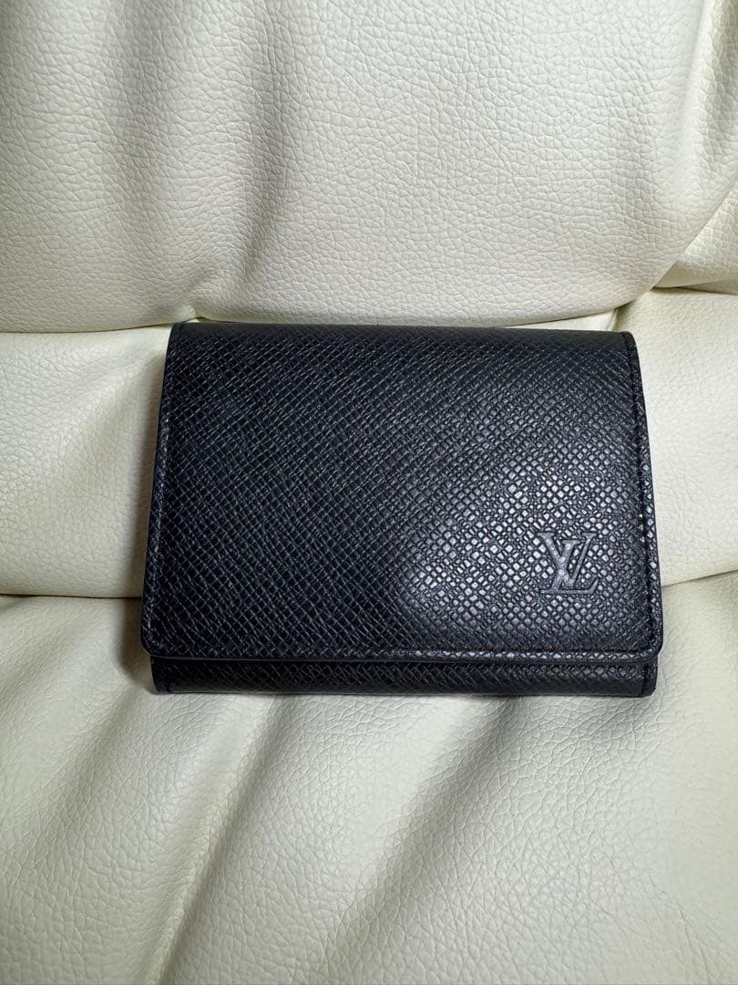 LOUIS VUITTON タイガ名刺入れ