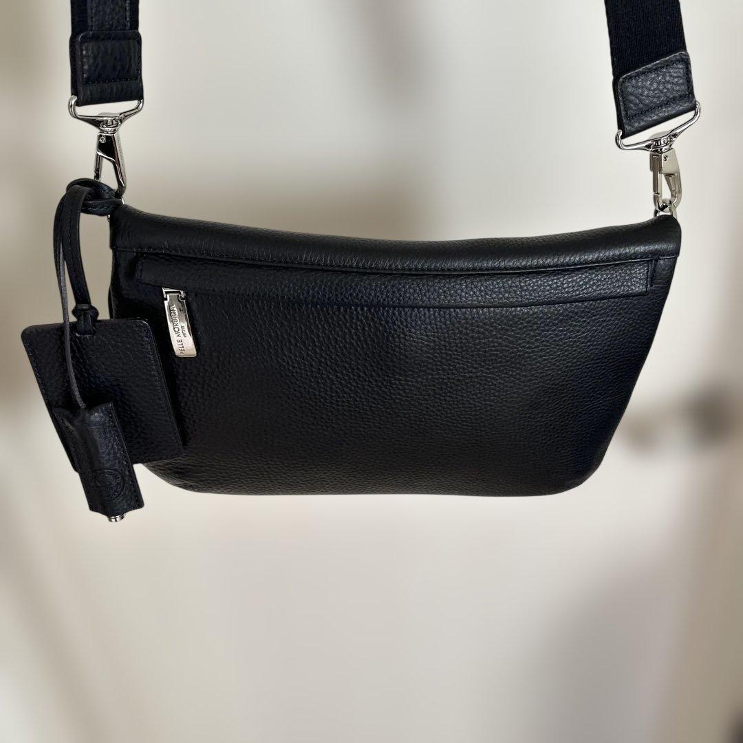 PELLE MORBIDA ペッレ モルビダ　ショルダーバッグ