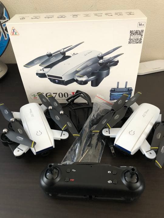ドローン(SG700-D)