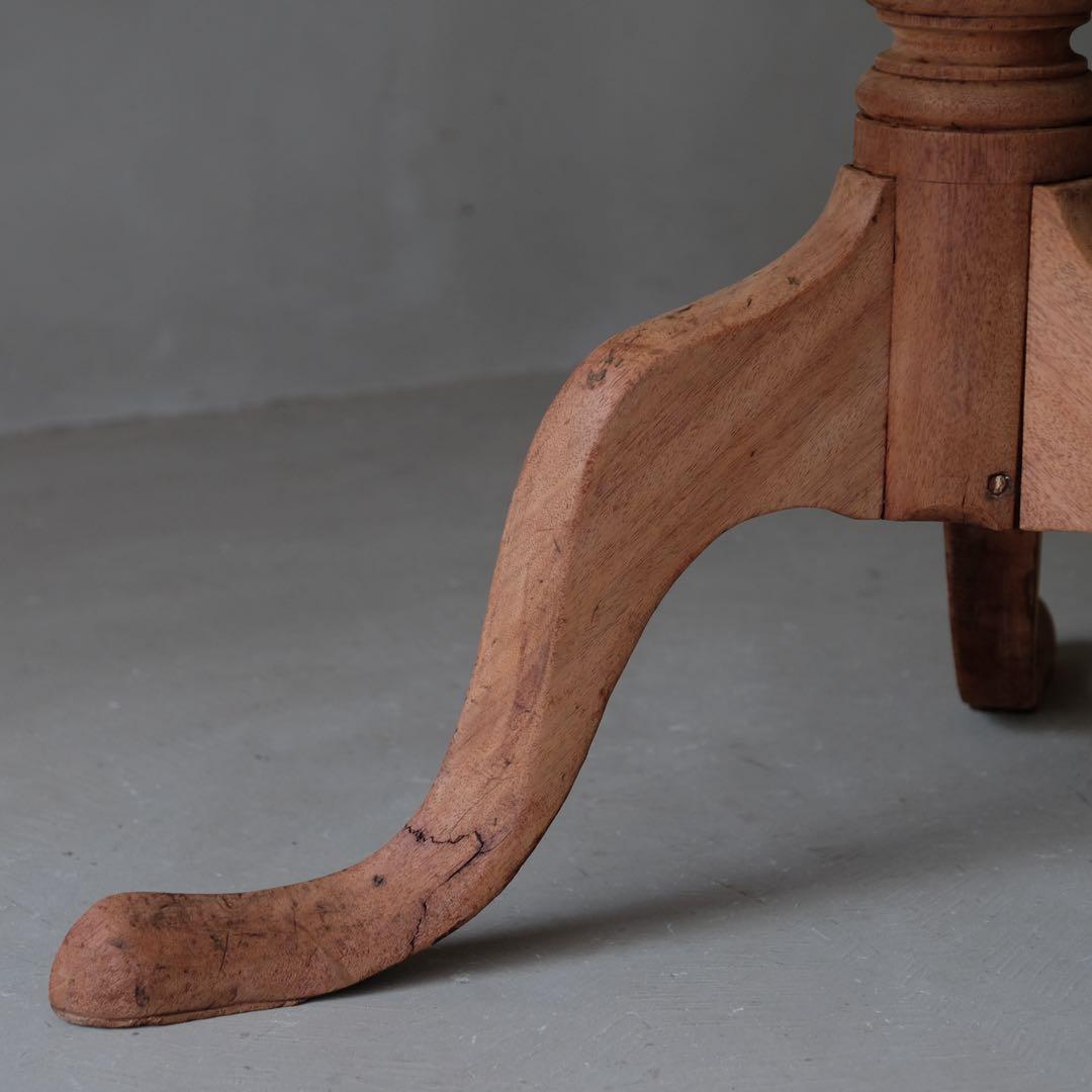 イギリスアンティーク ラウンドテーブル　ダイニングテーブル コーヒーテーブル