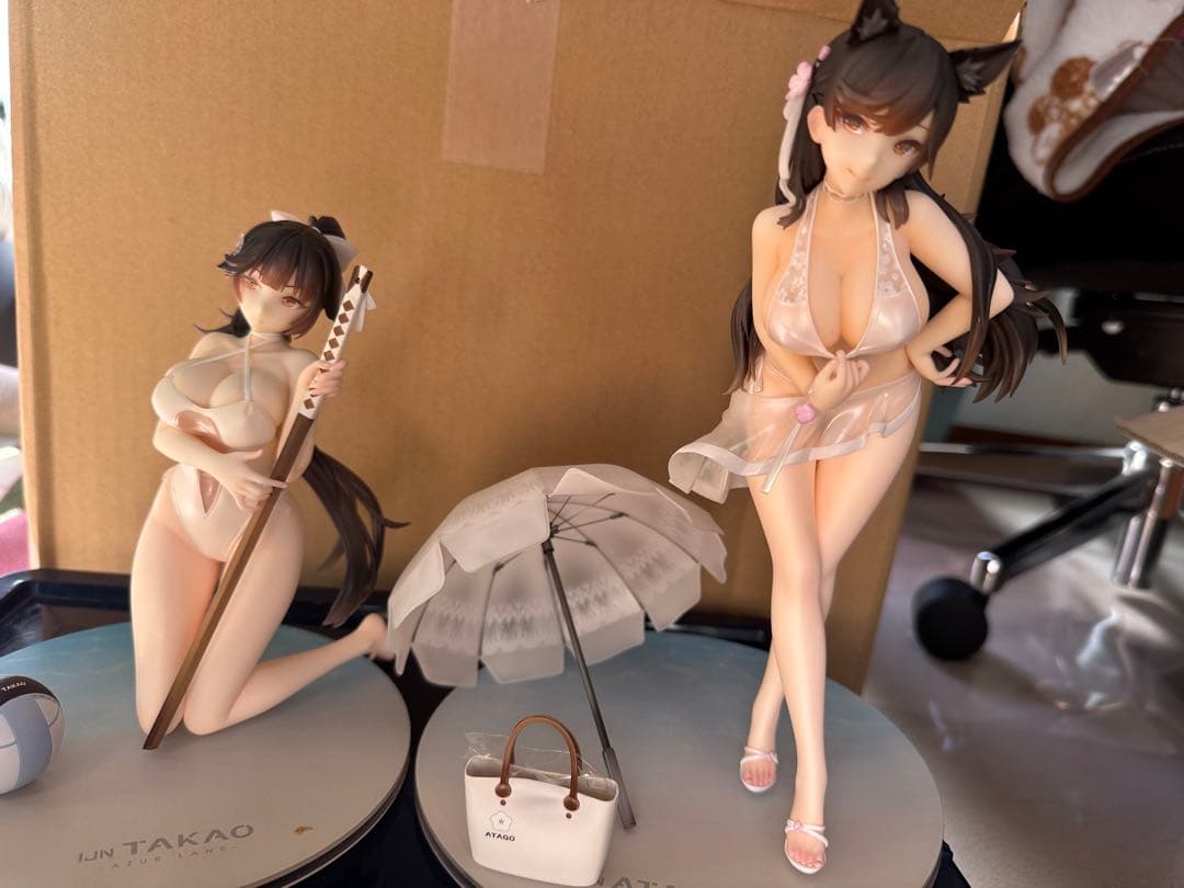 アルター　アズールレーン　愛宕・高雄　水着フィギュア　難あり