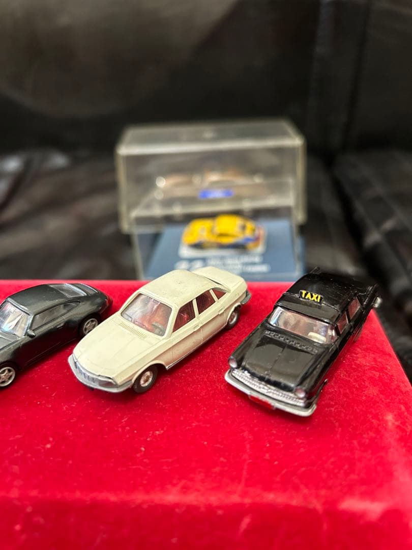 ミニカー.10台セット、一流ブランドばかりです。