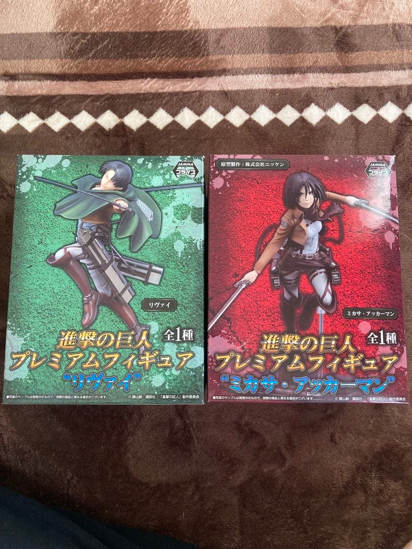 進撃の巨人 プレミアムフィギュア ミカサ リヴァイ