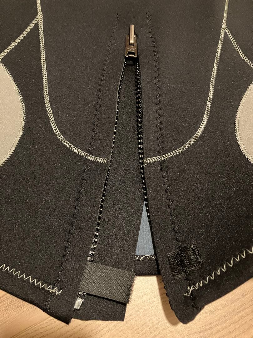 【美品】リップカール　タッパー　レディース　M