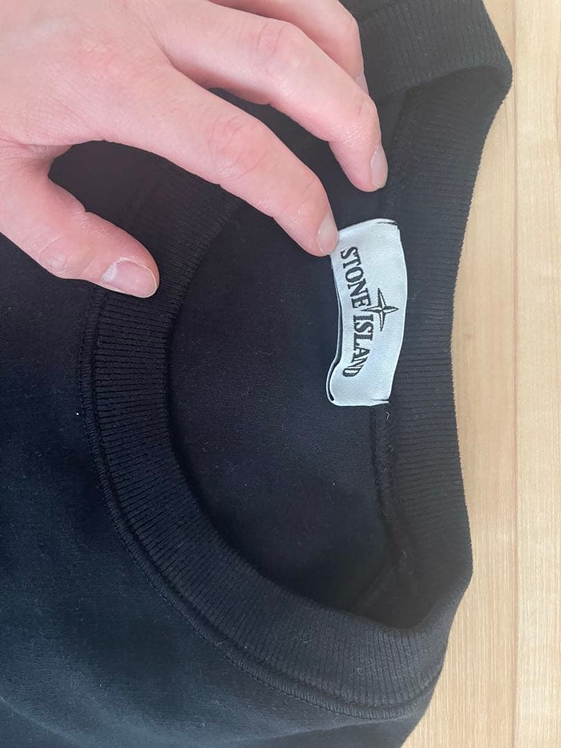 STONE  ブラック クルーネックスウェット